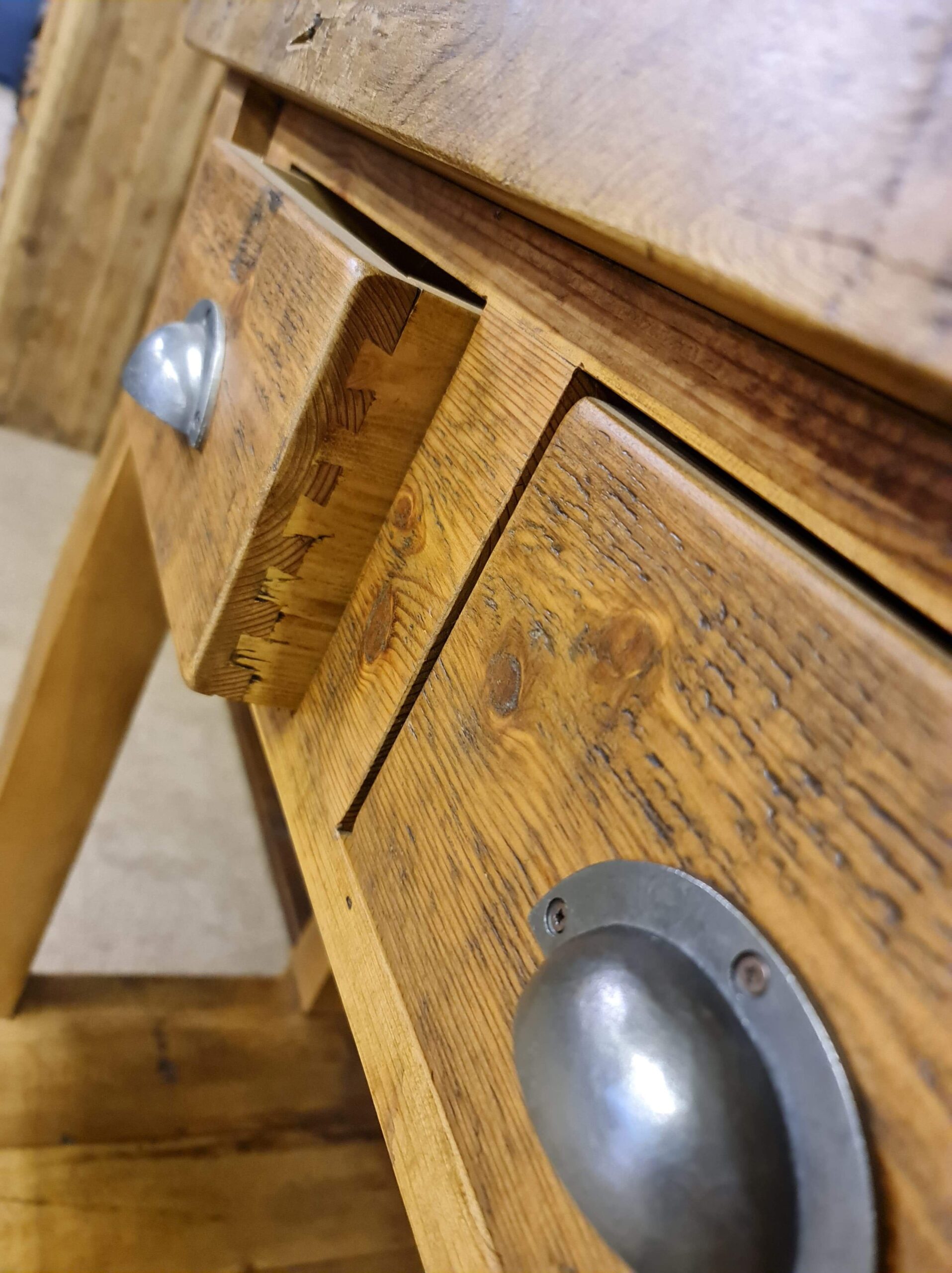 Console Table 2 / 3 drawer - Image 4