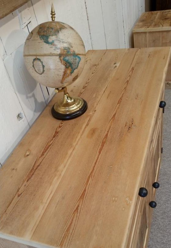 Reclaimed Wood Cabinet 2 Door 2 Drawer - Image 3