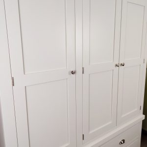 Alternative view of Wardrobe triple painted