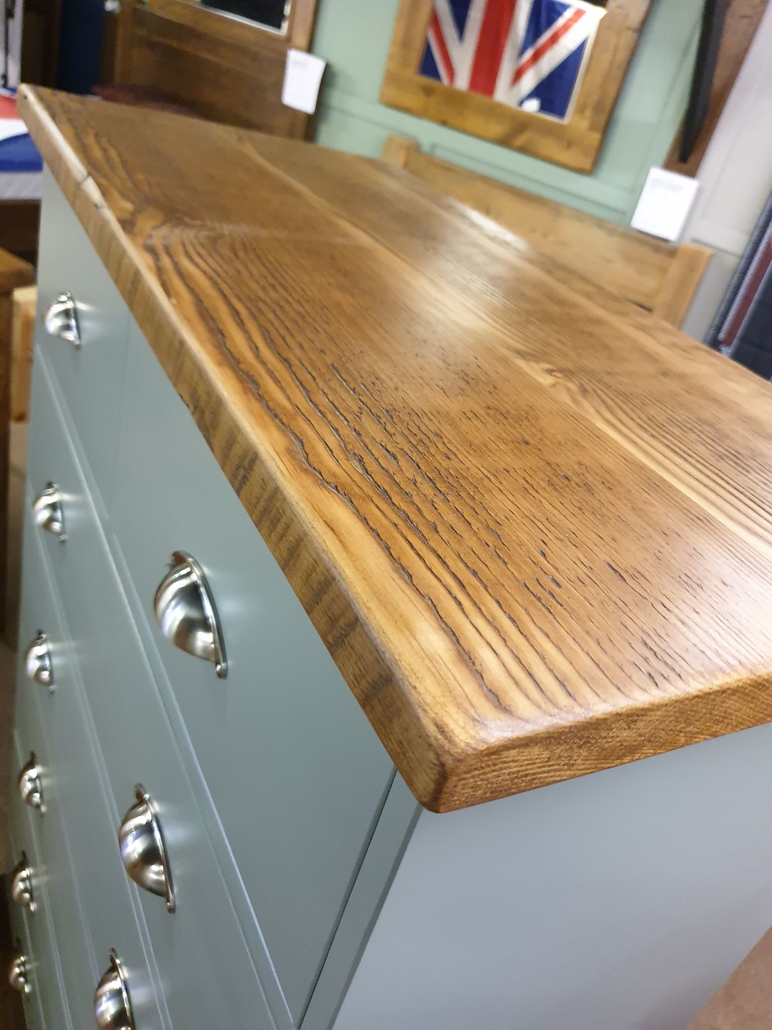 Royal Chest of Drawers 2 Over 5 - Image 3