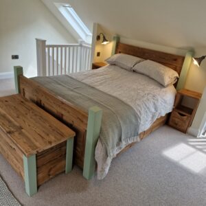 Oxford Reclaimed Timber Bed