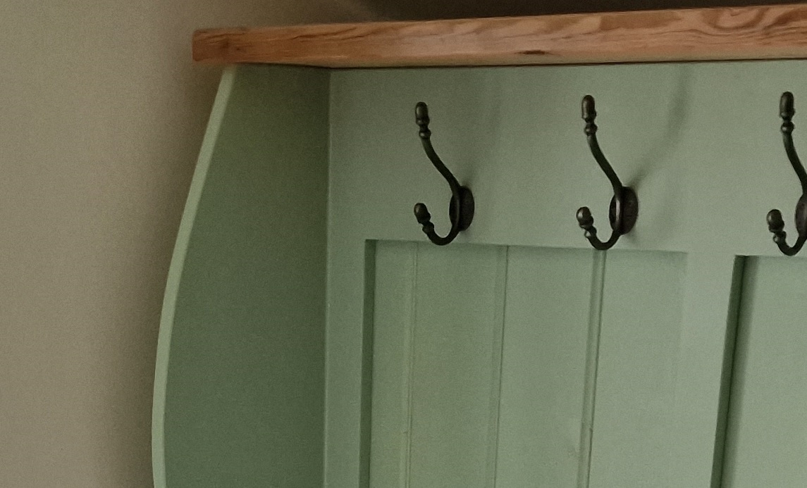 Windsor Pew Bench - Image 4