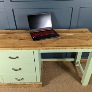Royal Desk